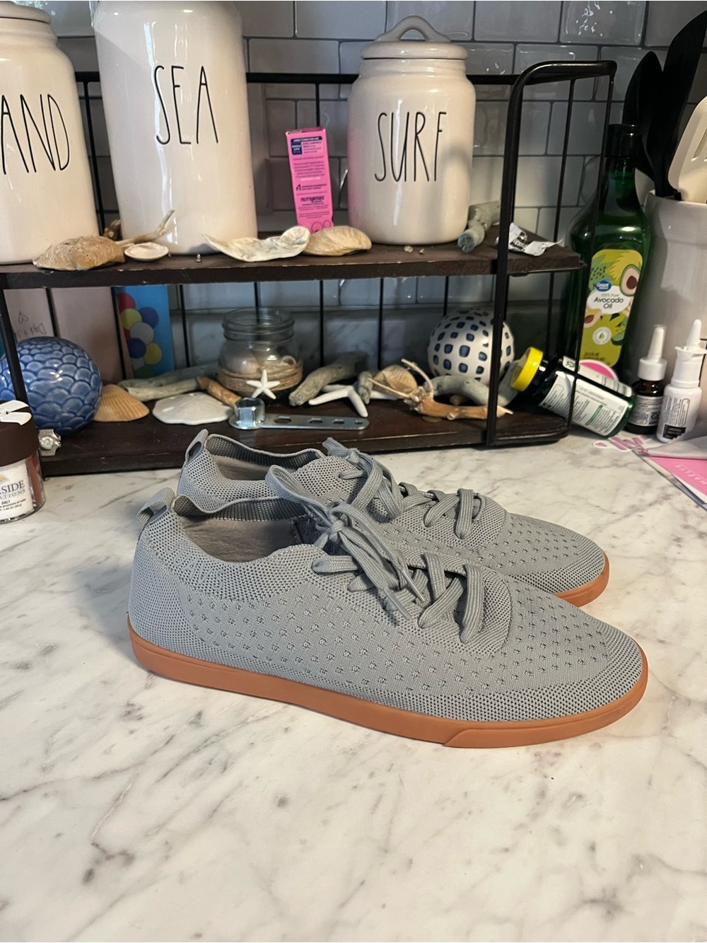 Suavs Knit Lace-Up Sneakers in Light Gray with Gum Sole men’s 10 women’s 12